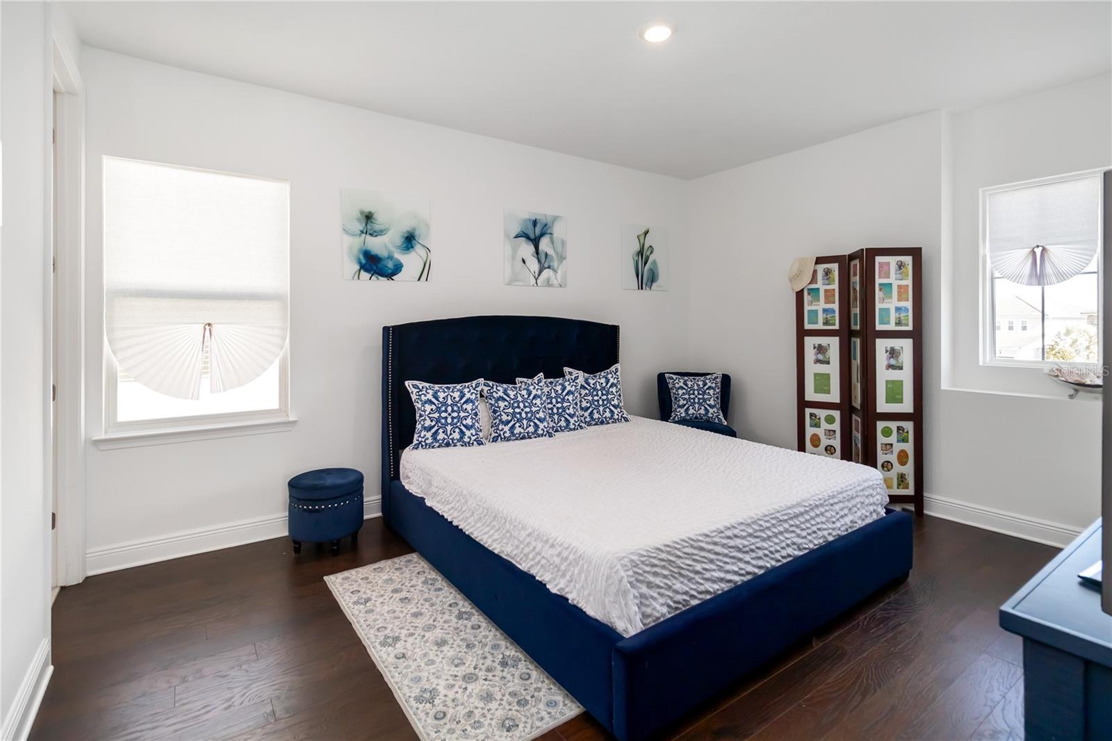 Image 32 of 65 For 15742 Vetta Drive