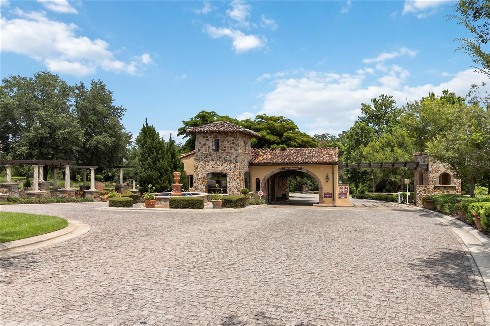 Image 56 of 65 For 15742 Vetta Drive