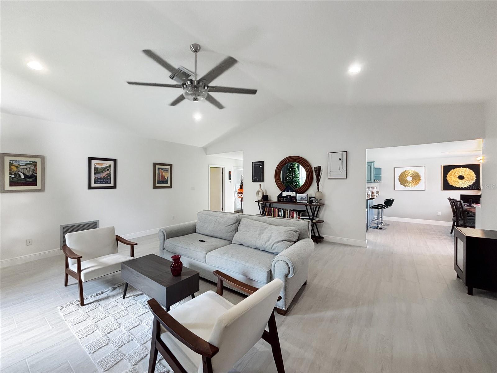 Image 3 of 30 For 9135 San Ambrosio Dr