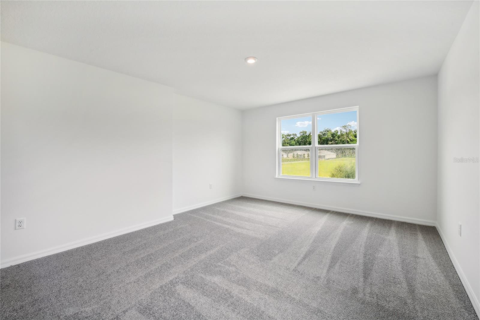 Image 13 of 27 For 1883 Horsetail Drive