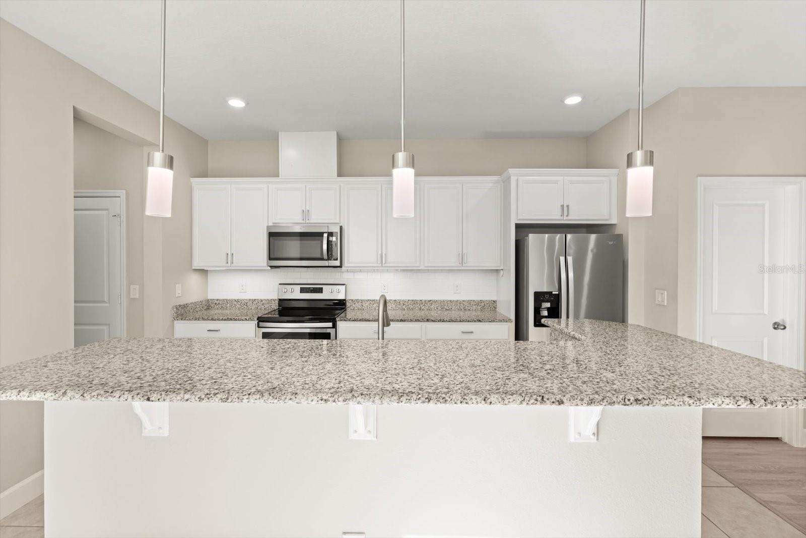 Image 11 of 32 For 13733 Bressler Alley