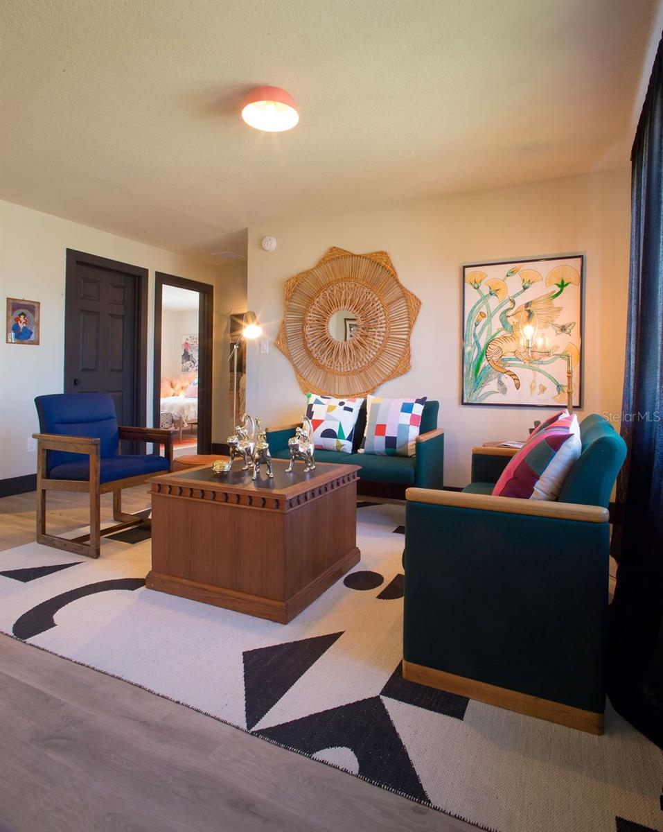 Image 15 of 34 For 6990 Grevilla Avenue S