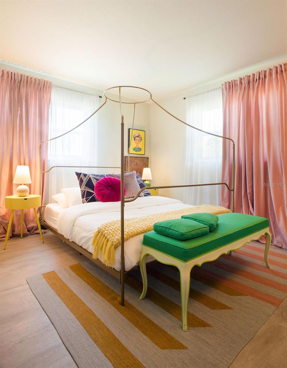 Image 18 of 34 For 6990 Grevilla Avenue S