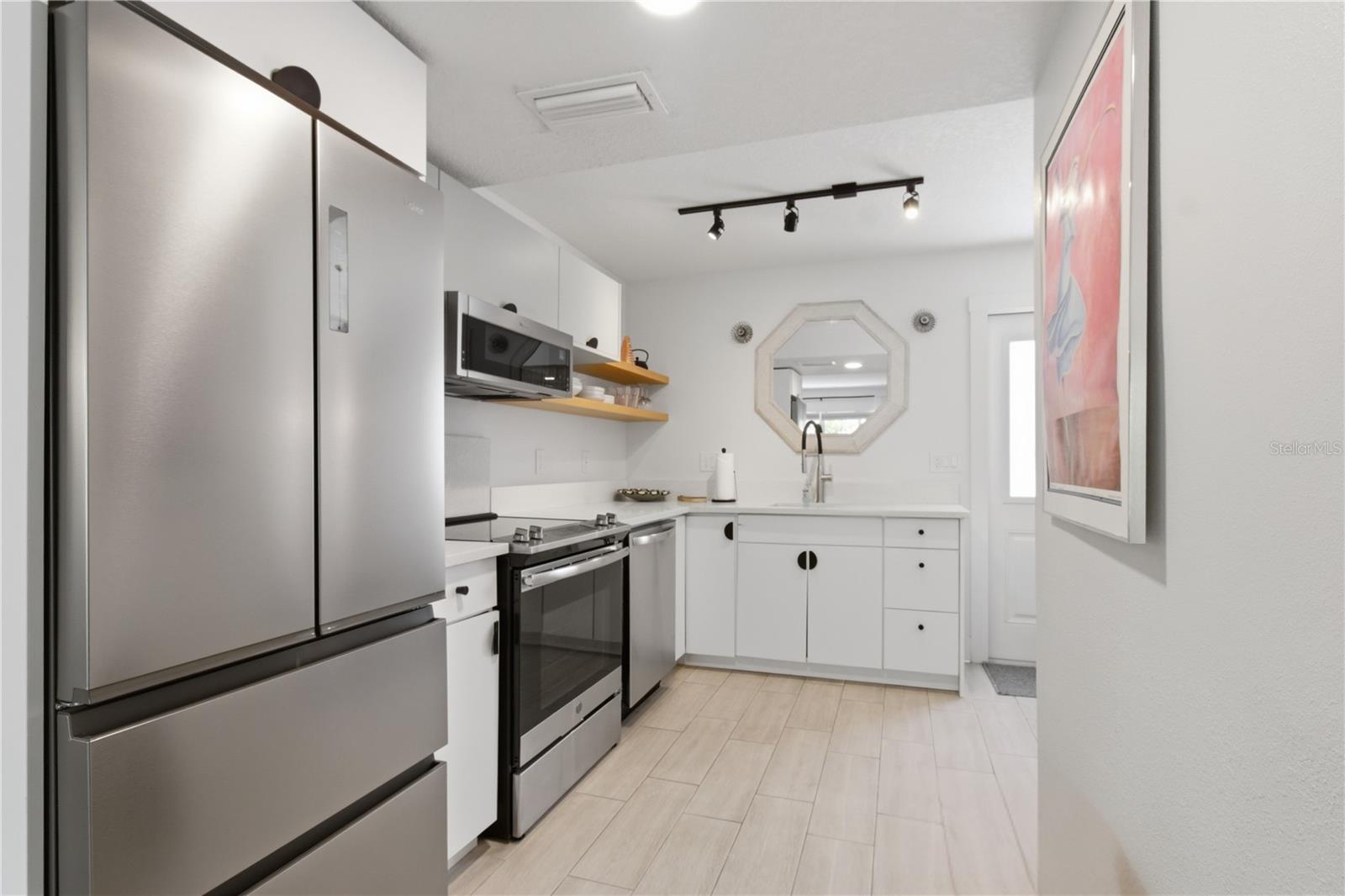 Image 22 of 34 For 6990 Grevilla Avenue S