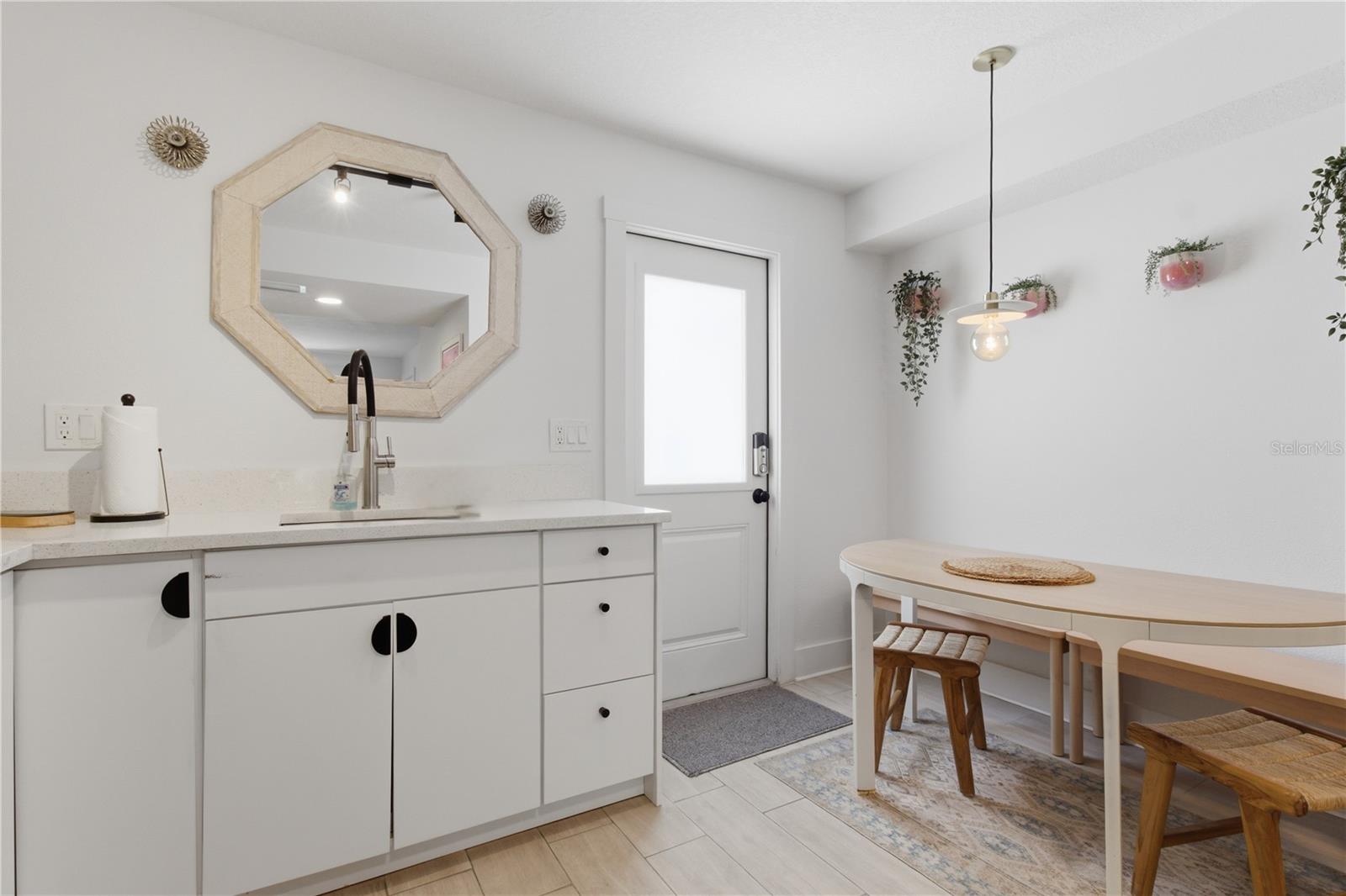 Image 23 of 34 For 6990 Grevilla Avenue S