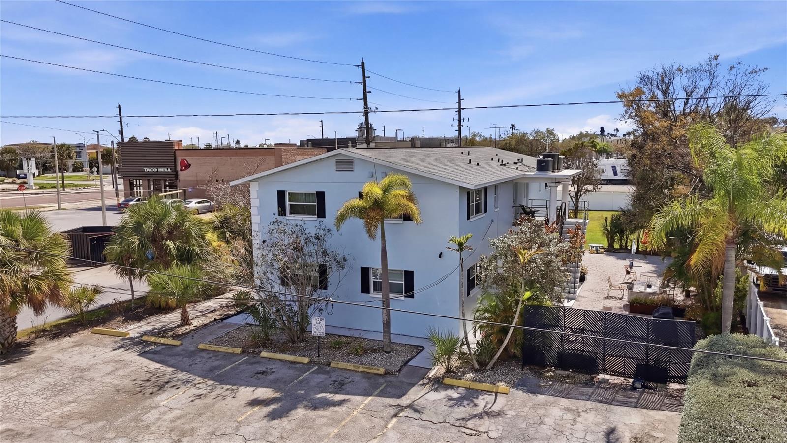 Image 31 of 34 For 6990 Grevilla Avenue S