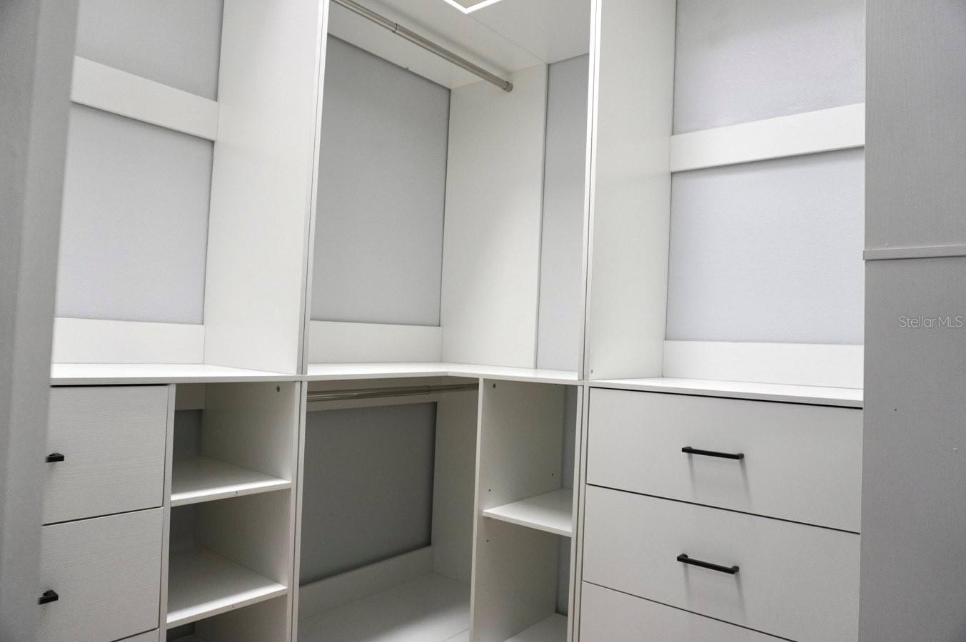 Image 10 of 16 For 14341 Fredricksburg Drive 1015