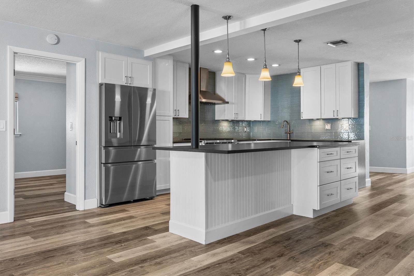 Image 13 of 72 For 1135 Shady Lane Drive