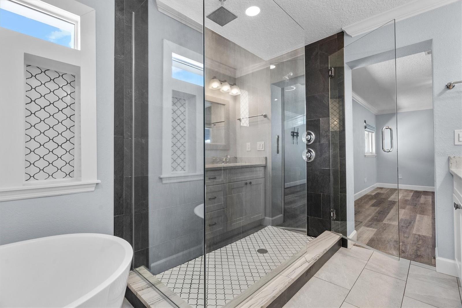 Image 26 of 72 For 1135 Shady Lane Drive