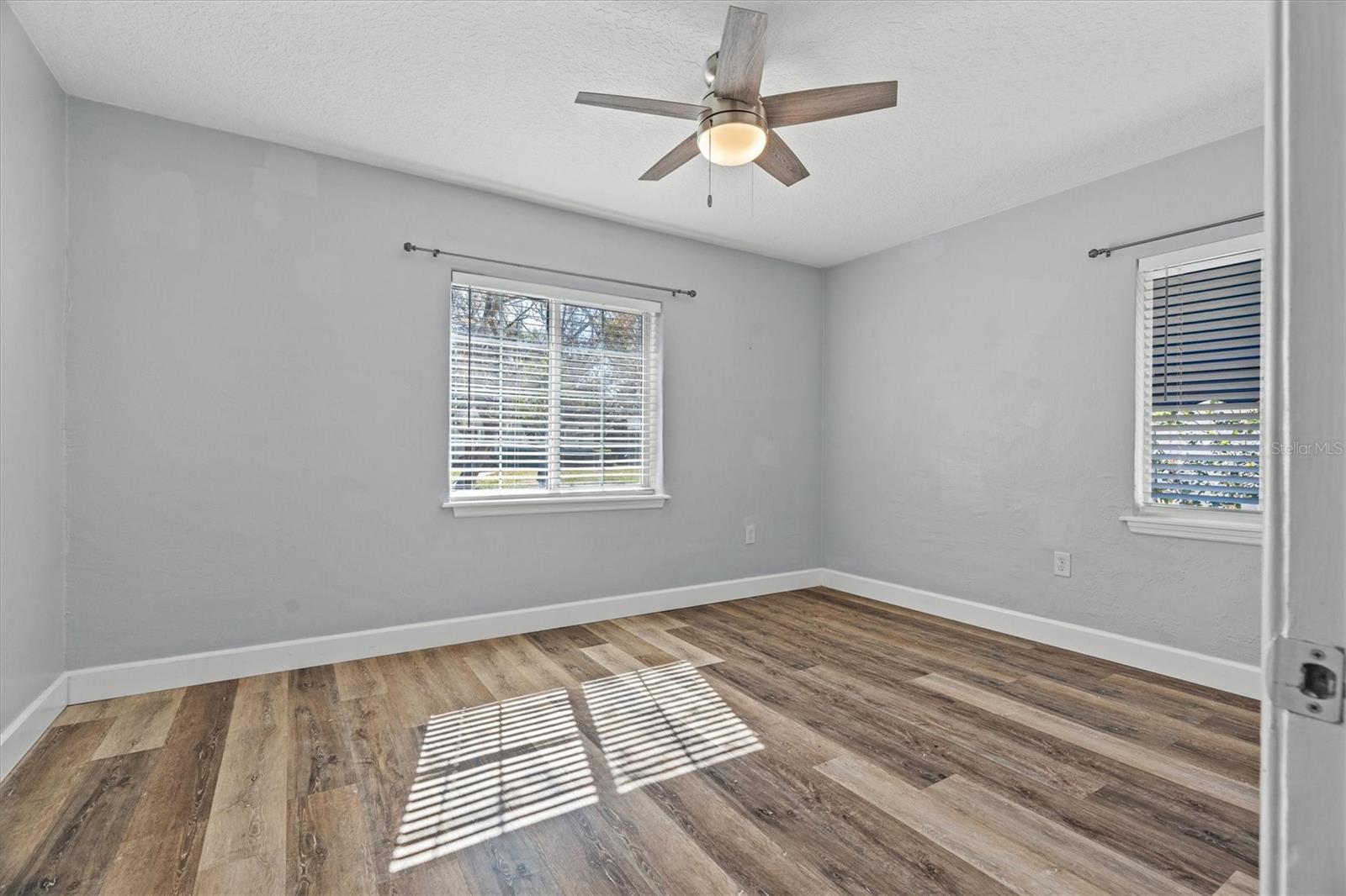 Image 34 of 72 For 1135 Shady Lane Drive