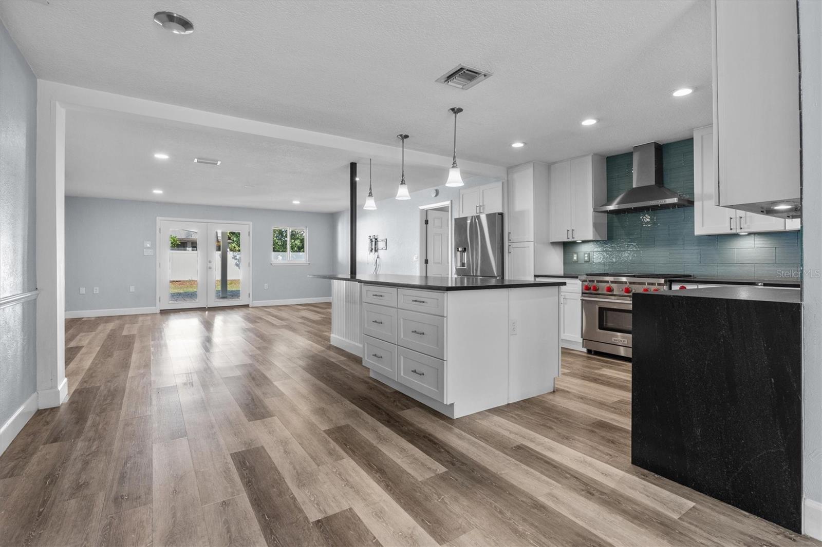 Image 9 of 72 For 1135 Shady Lane Drive