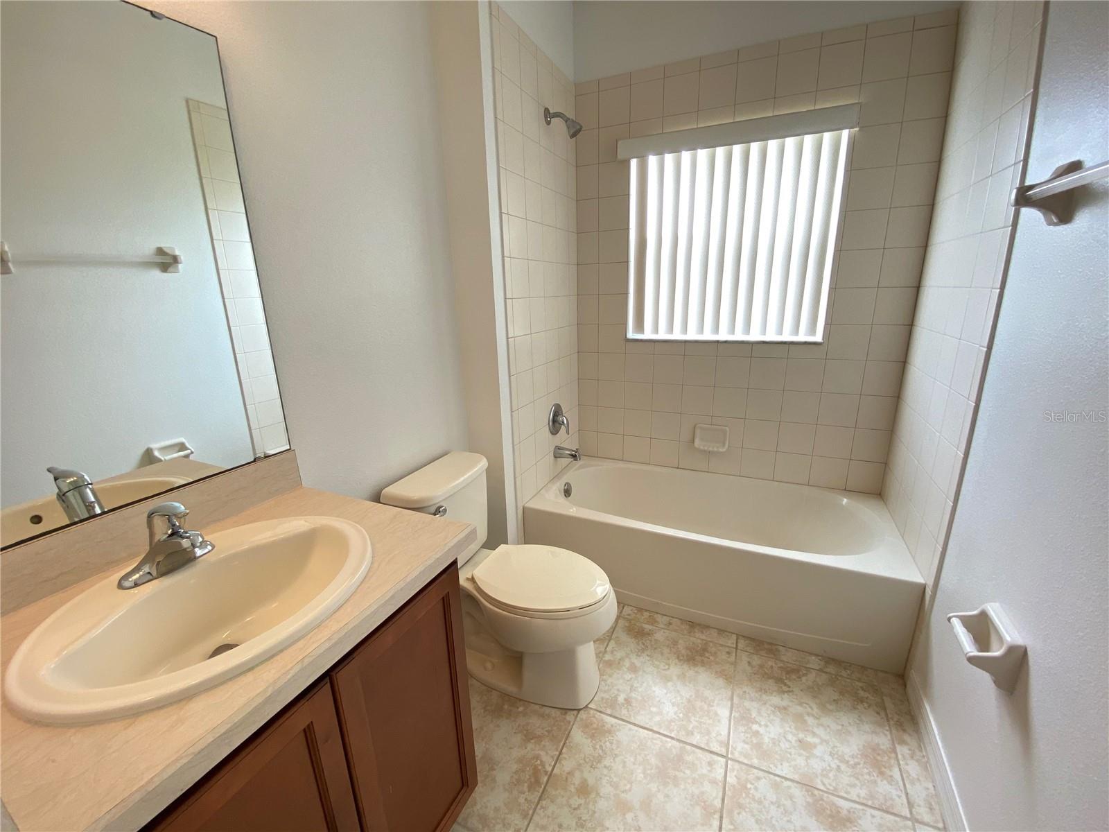 Image 13 of 17 For 3510 Yacht Club Court