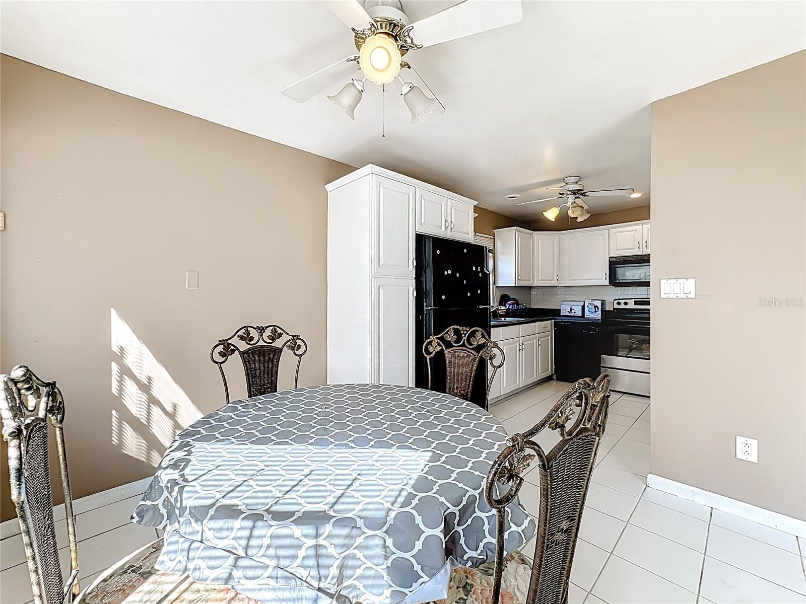 Image 21 of 57 For 4502 Alhama Street