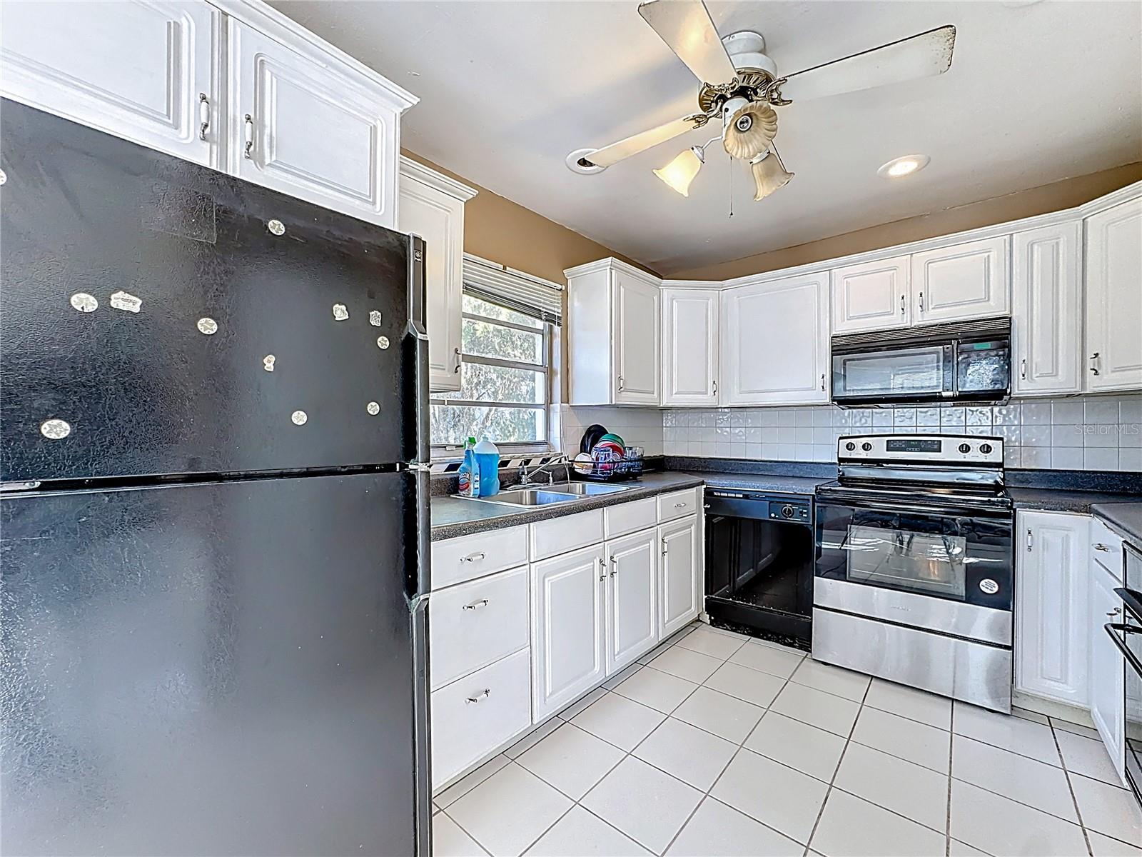 Image 23 of 57 For 4502 Alhama Street