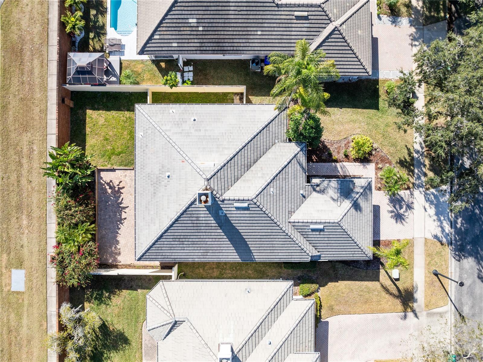 Image 28 of 38 For 10842 Woodchase Circle