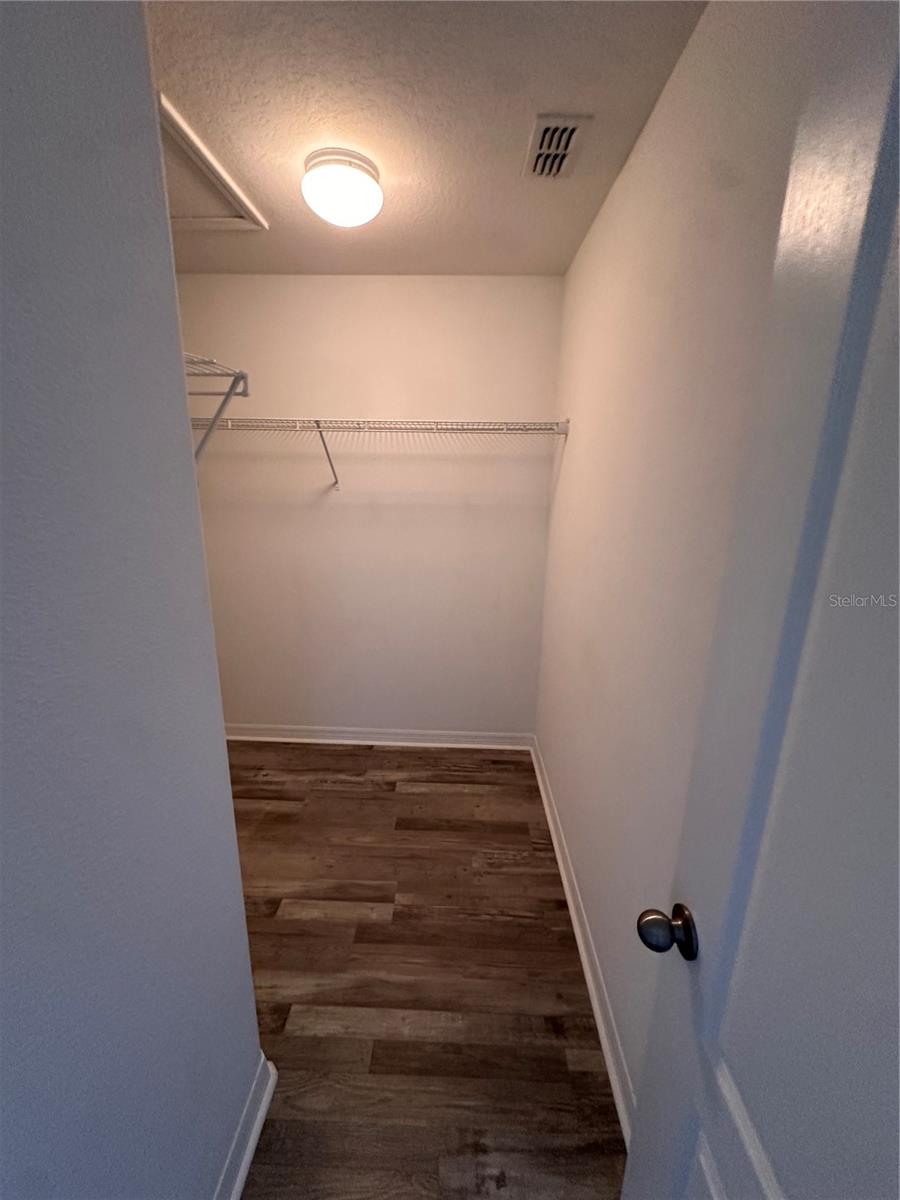 Image 21 of 23 For 10899 Savannah Landing Circle