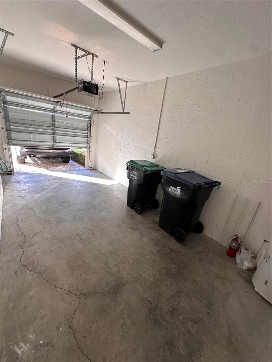 Image 23 of 23 For 10899 Savannah Landing Circle