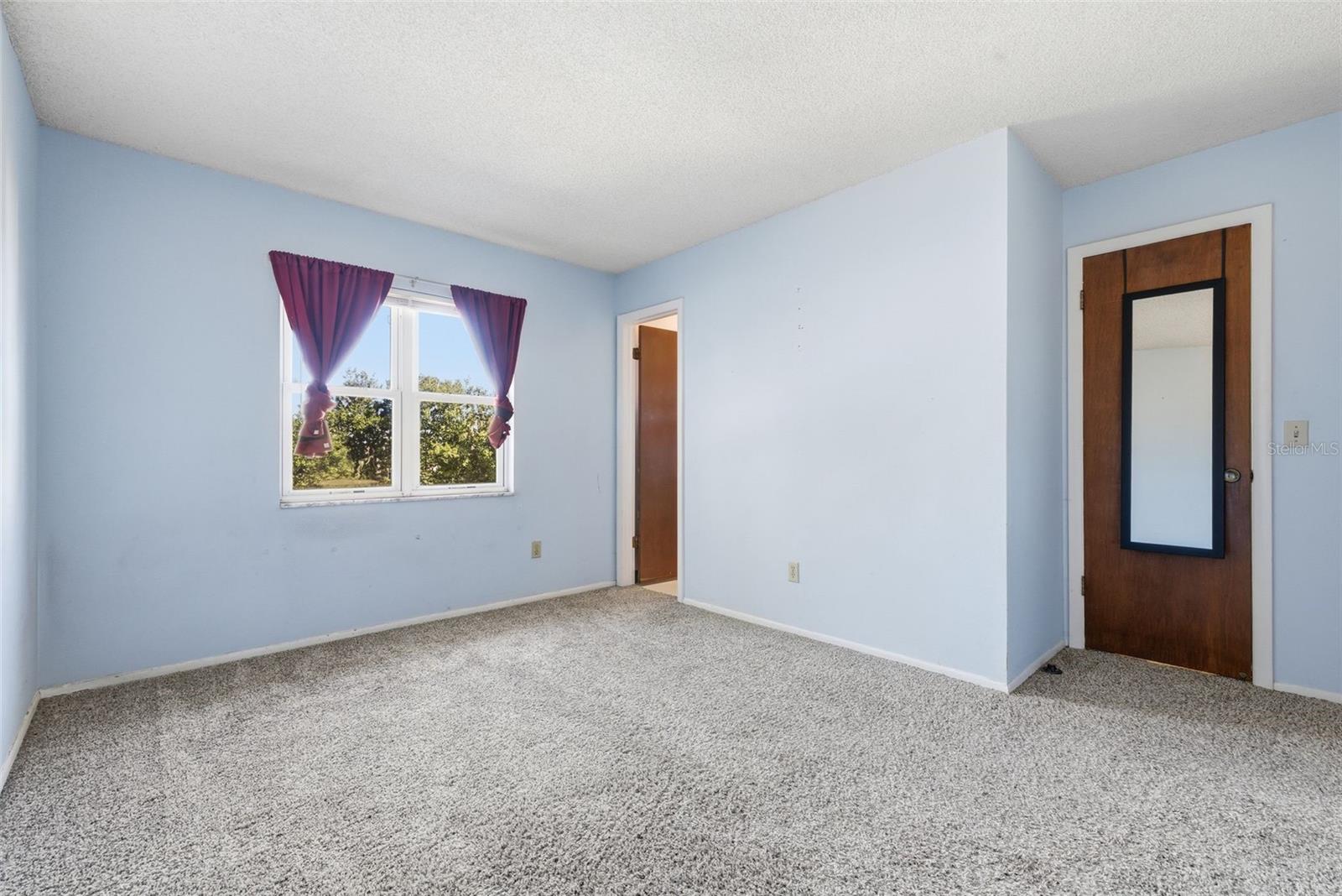 Image 24 of 49 For 520 Jupiter Way