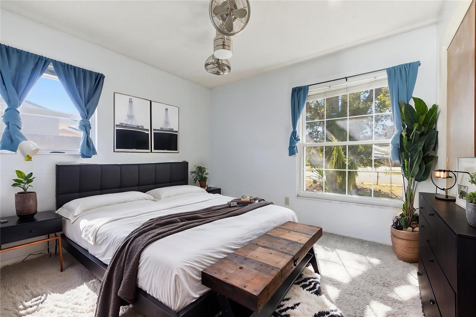 Image 31 of 49 For 520 Jupiter Way