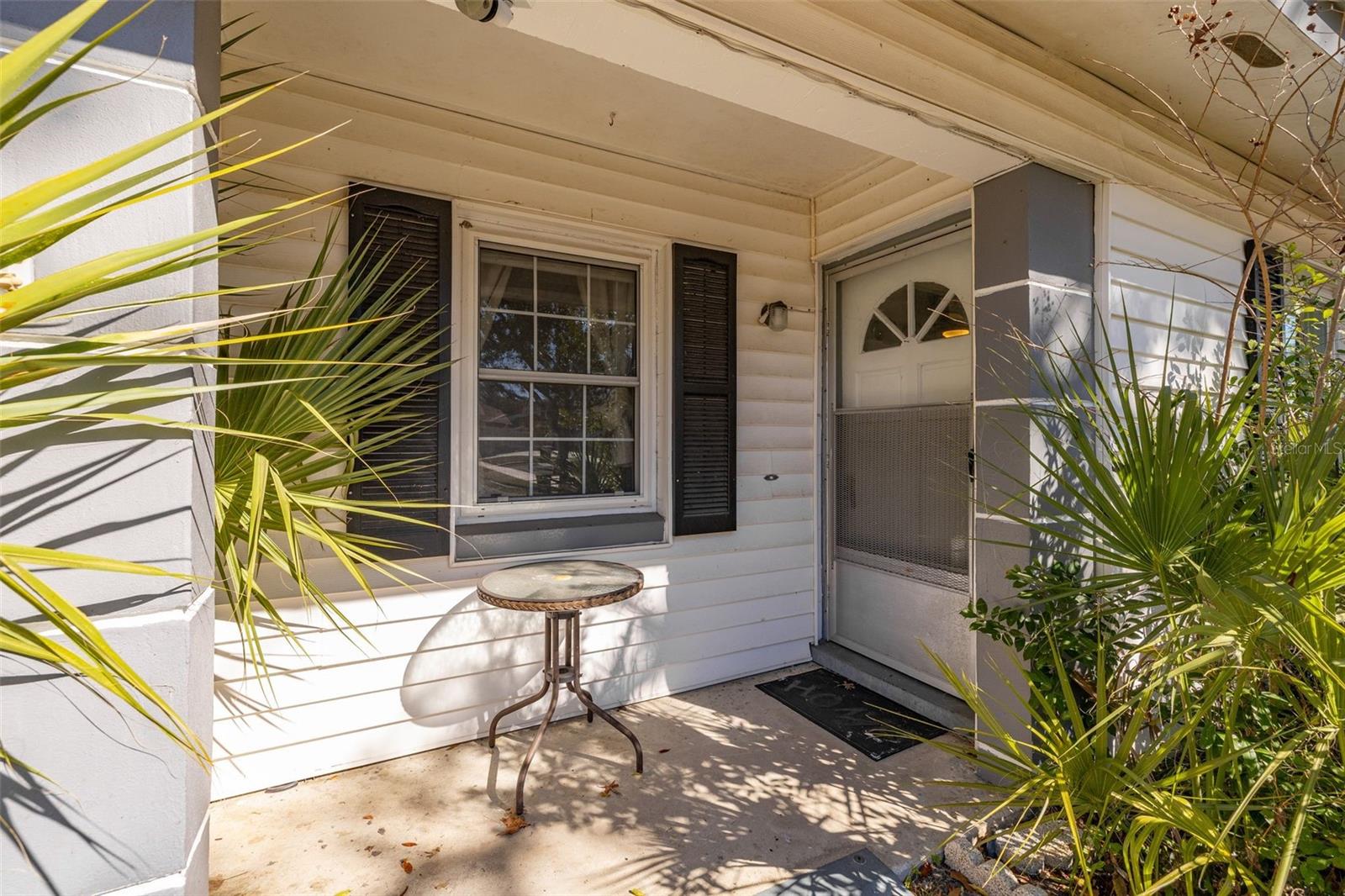 Image 5 of 49 For 520 Jupiter Way