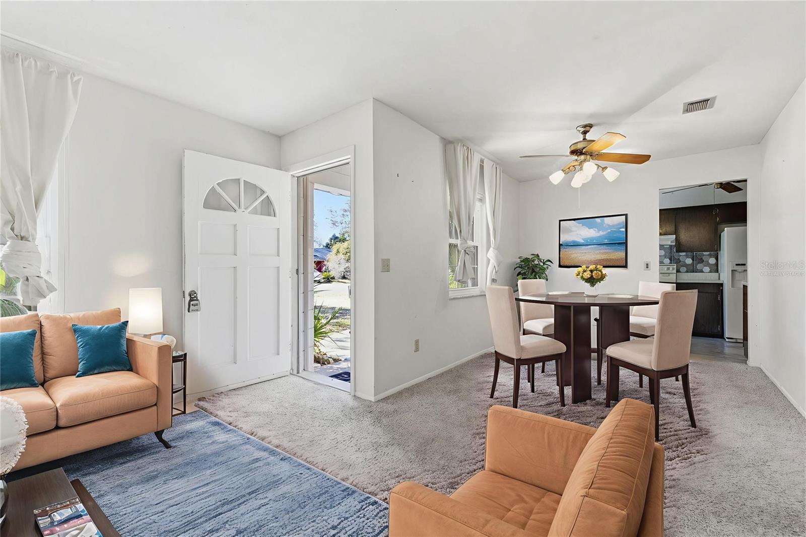 Image 7 of 49 For 520 Jupiter Way