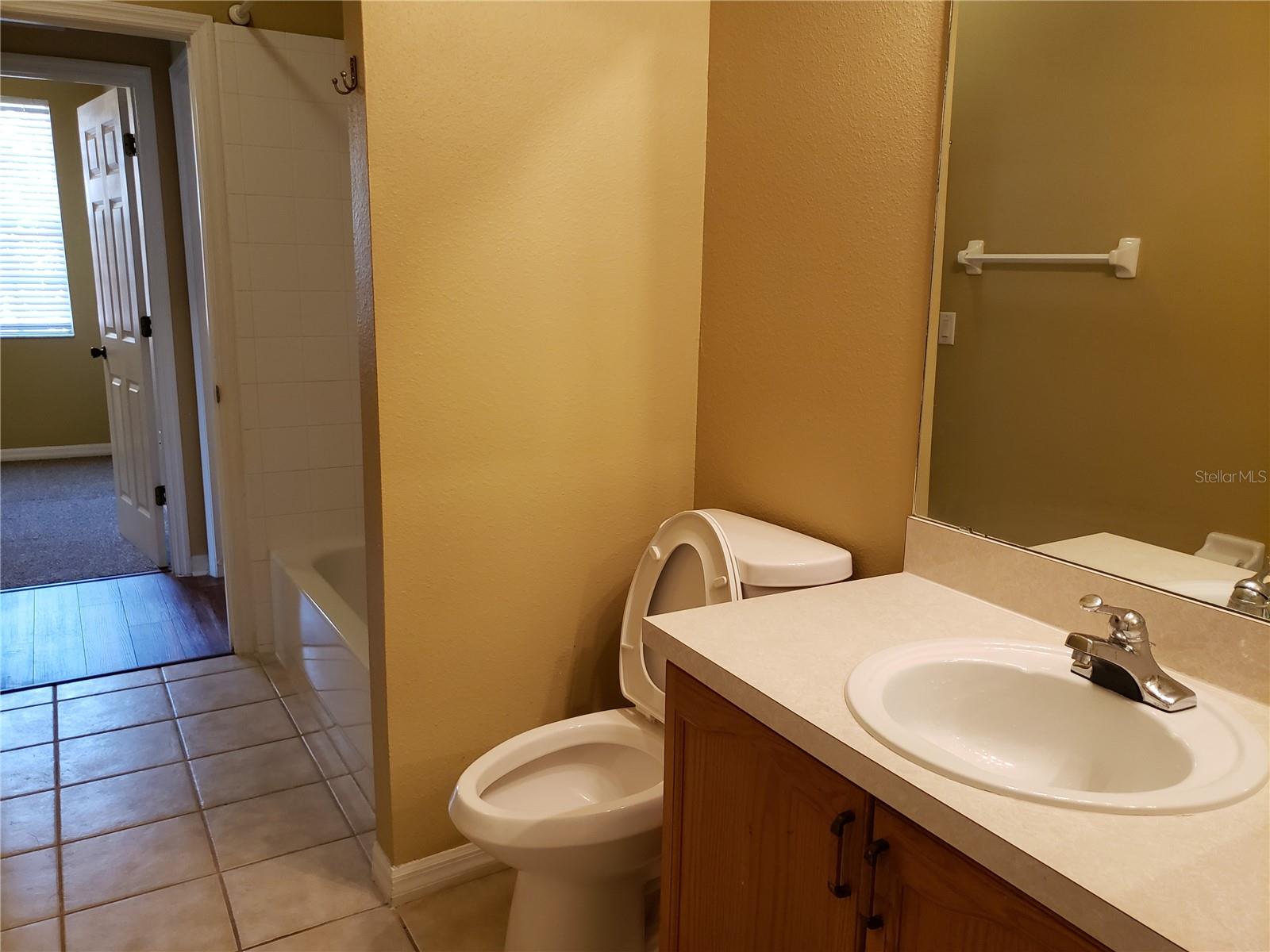 Image 22 of 32 For 3658 Oakdale Circle 100