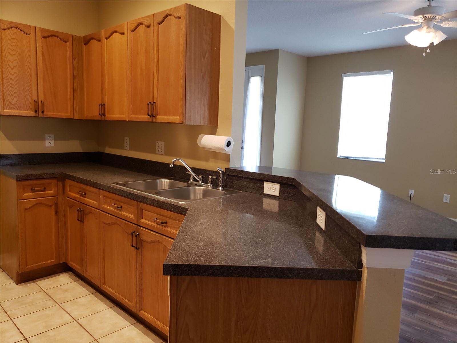 Image 9 of 32 For 3658 Oakdale Circle 100