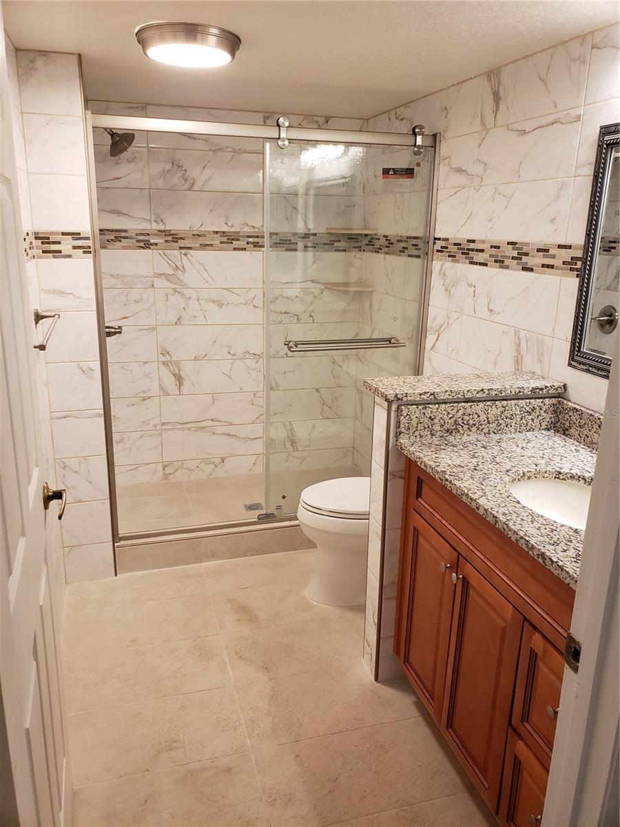 Image 10 of 21 For 829 Camargo Way 112