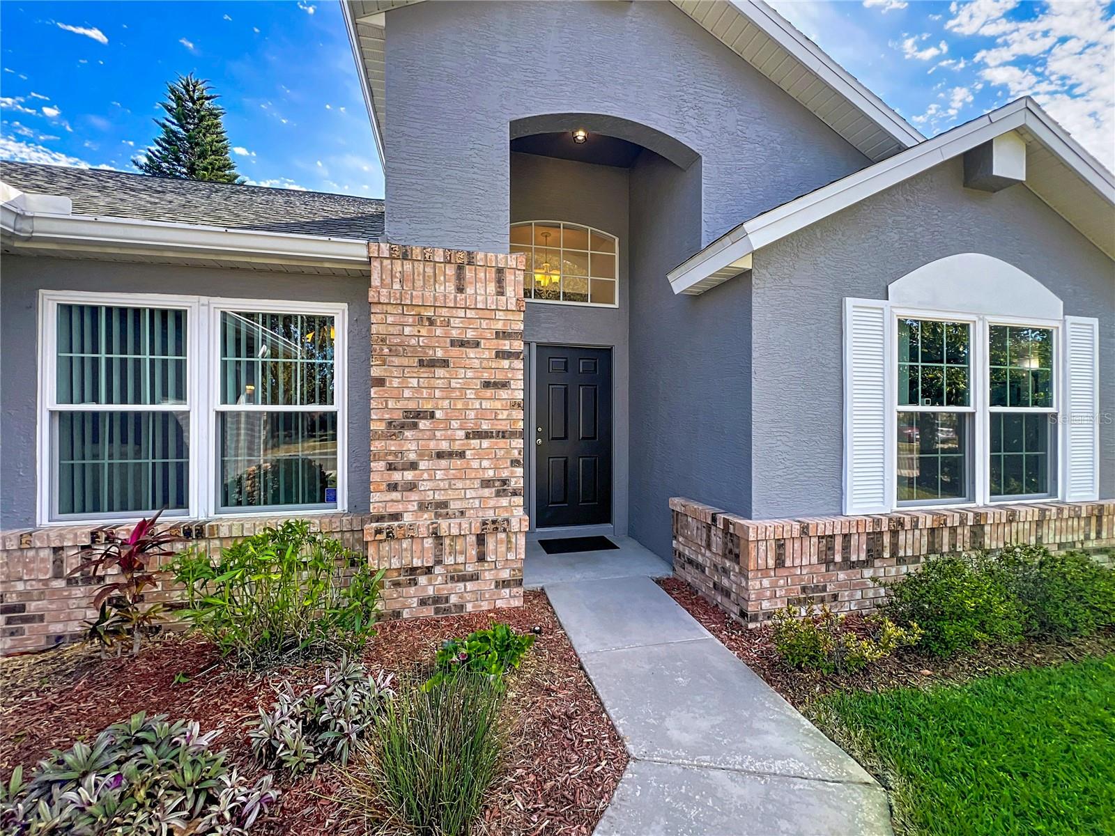 Image 19 of 69 For 1918 Smoketree Circle