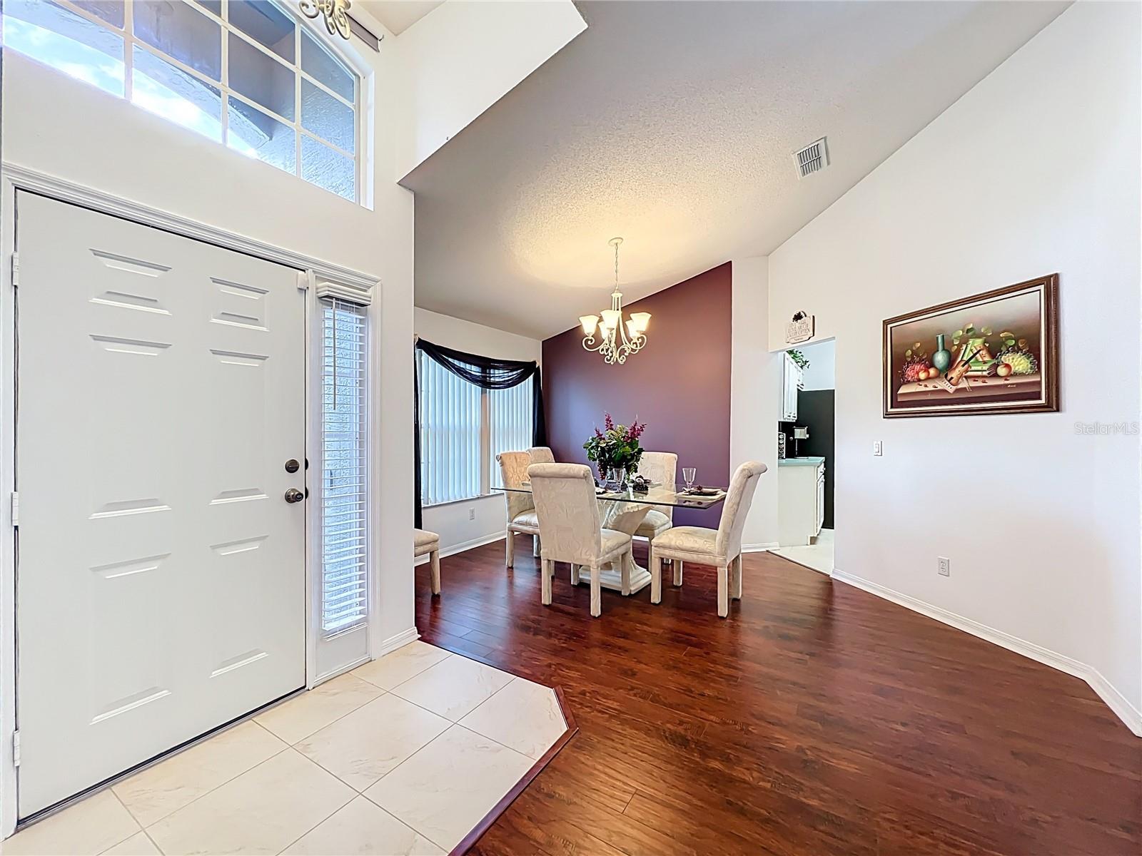 Image 20 of 69 For 1918 Smoketree Circle