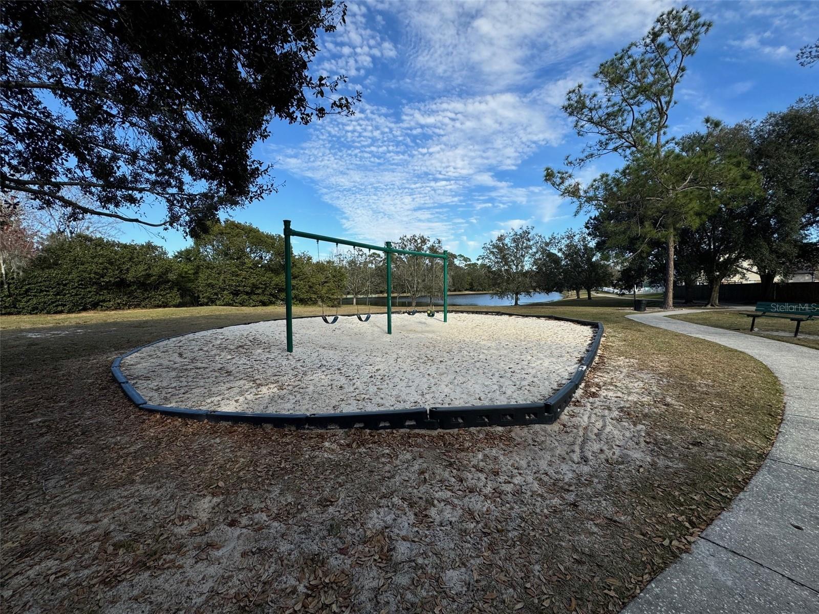 Image 63 of 69 For 1918 Smoketree Circle