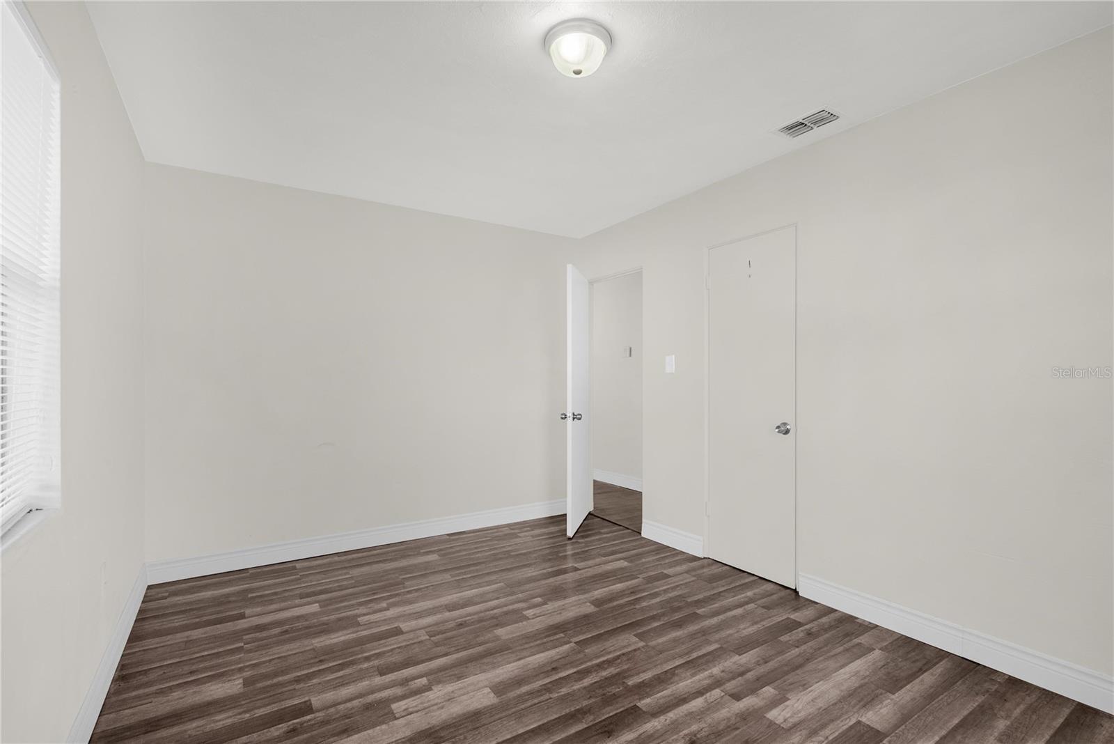 Image 13 of 23 For 1804 Riley Avenue