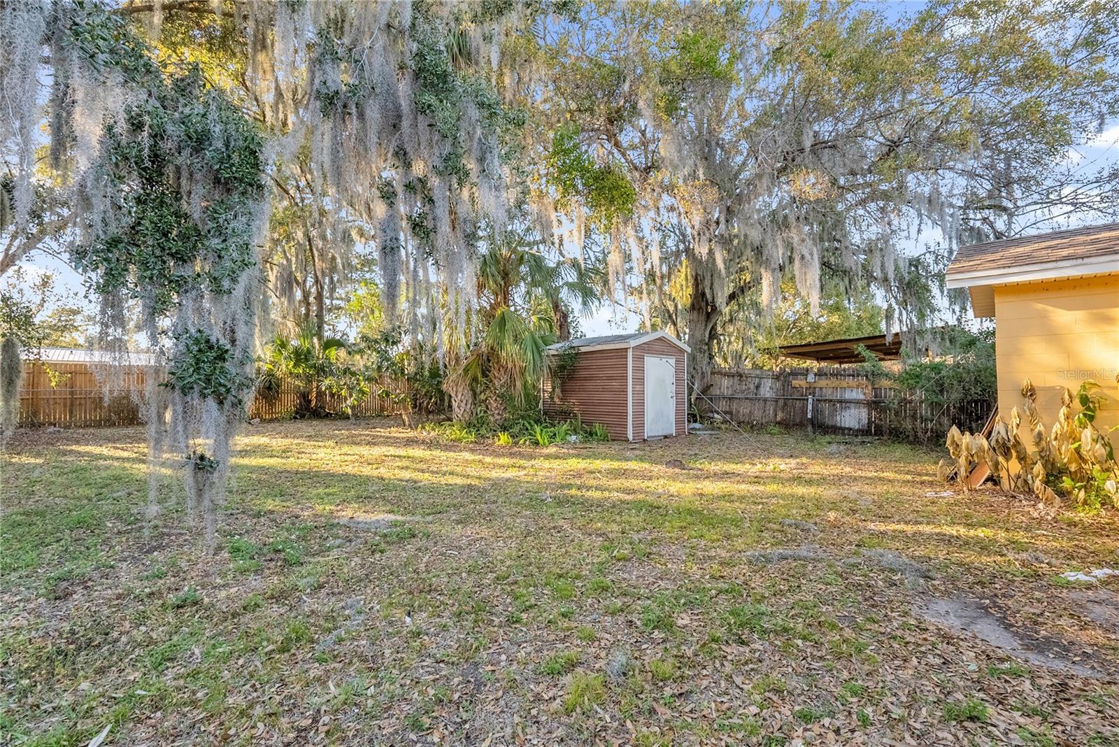 Image 17 of 23 For 1804 Riley Avenue