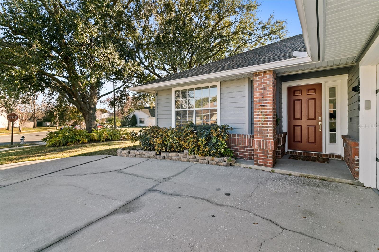 Image 10 of 30 For 6500 Grosvenor Lane