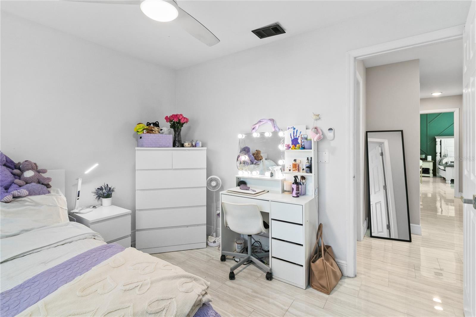 Image 20 of 30 For 6500 Grosvenor Lane