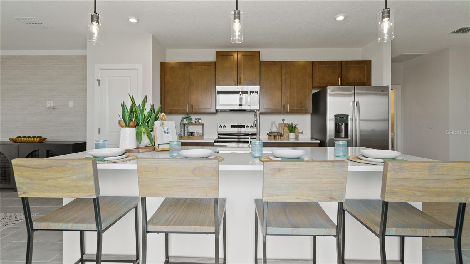 Image 11 of 40 For 337 Meredith Boulevard