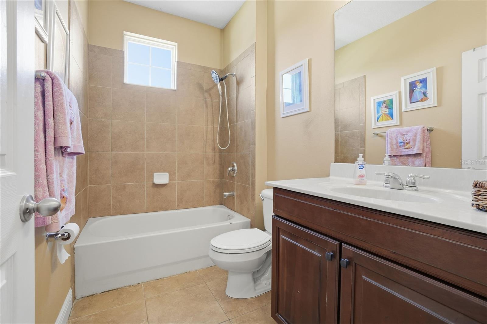 Image 17 of 60 For 1812 Lake Roberts Landing Drive