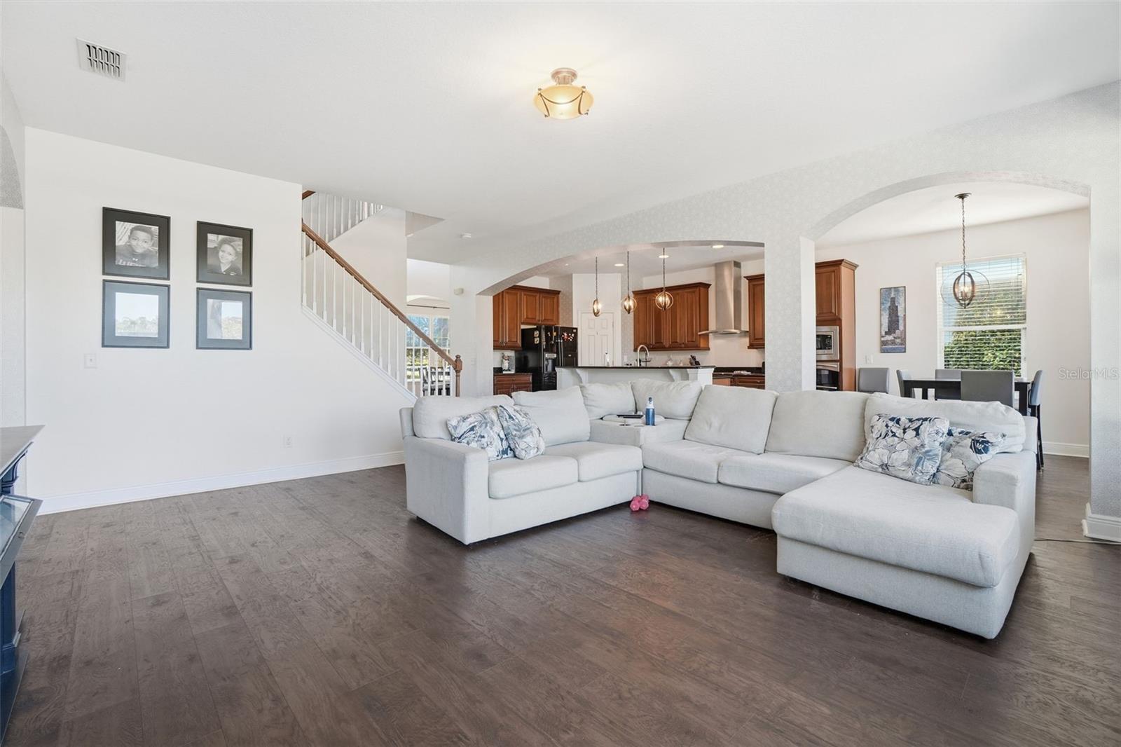 Image 33 of 60 For 1812 Lake Roberts Landing Drive