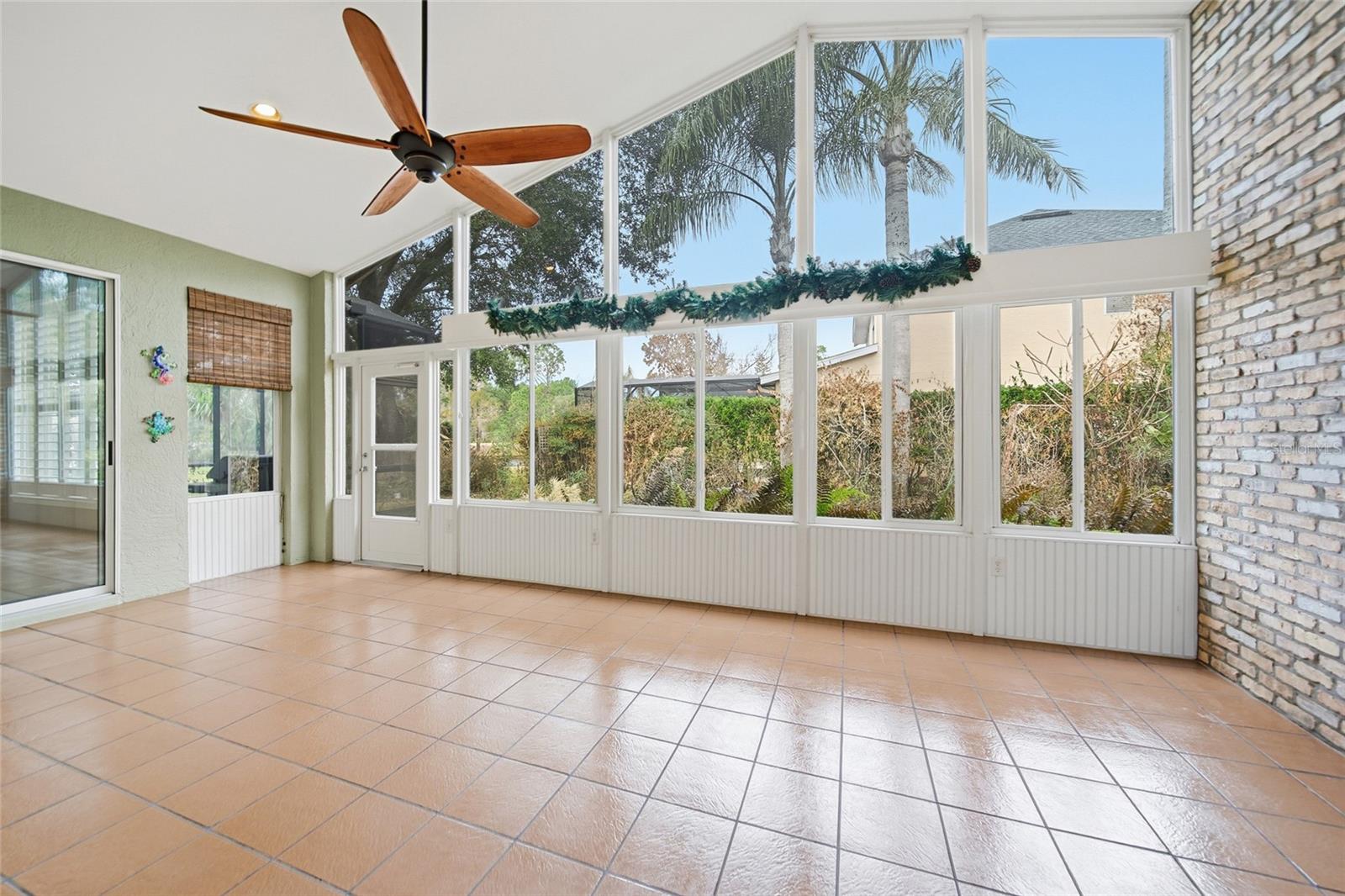 Image 16 of 41 For 1841 Park Forest Boulevard