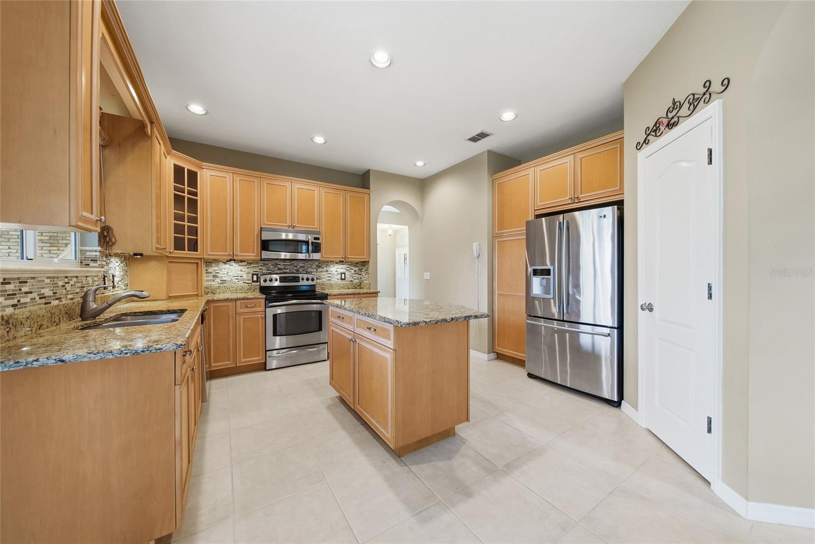 Image 5 of 41 For 1841 Park Forest Boulevard