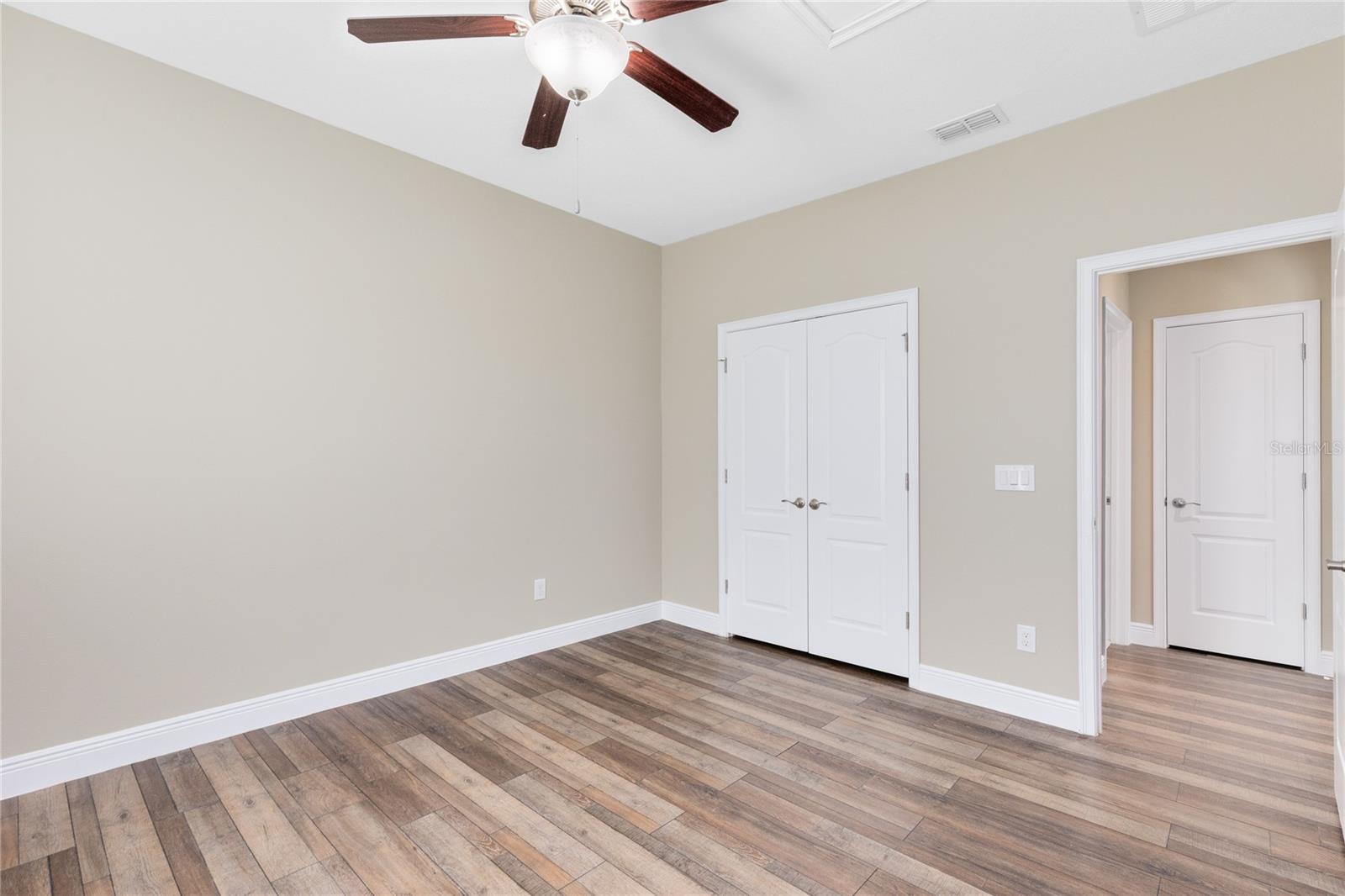 Image 10 of 24 For 13787 Eliot Avenue