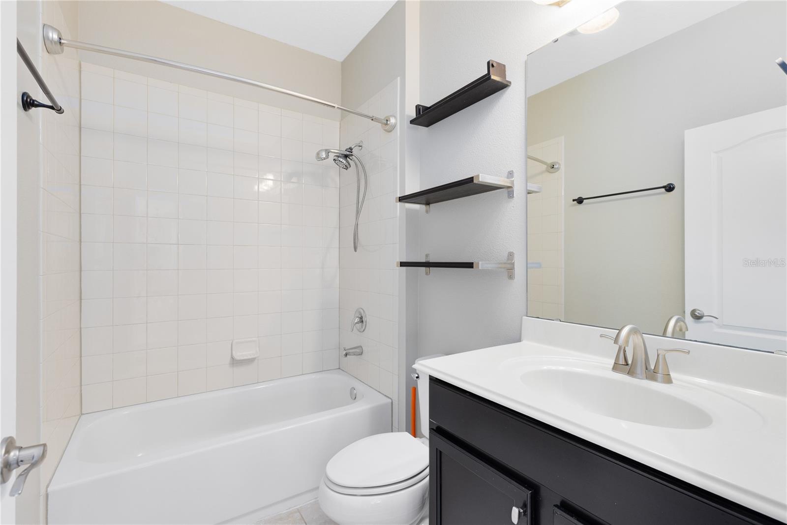 Image 12 of 24 For 13787 Eliot Avenue