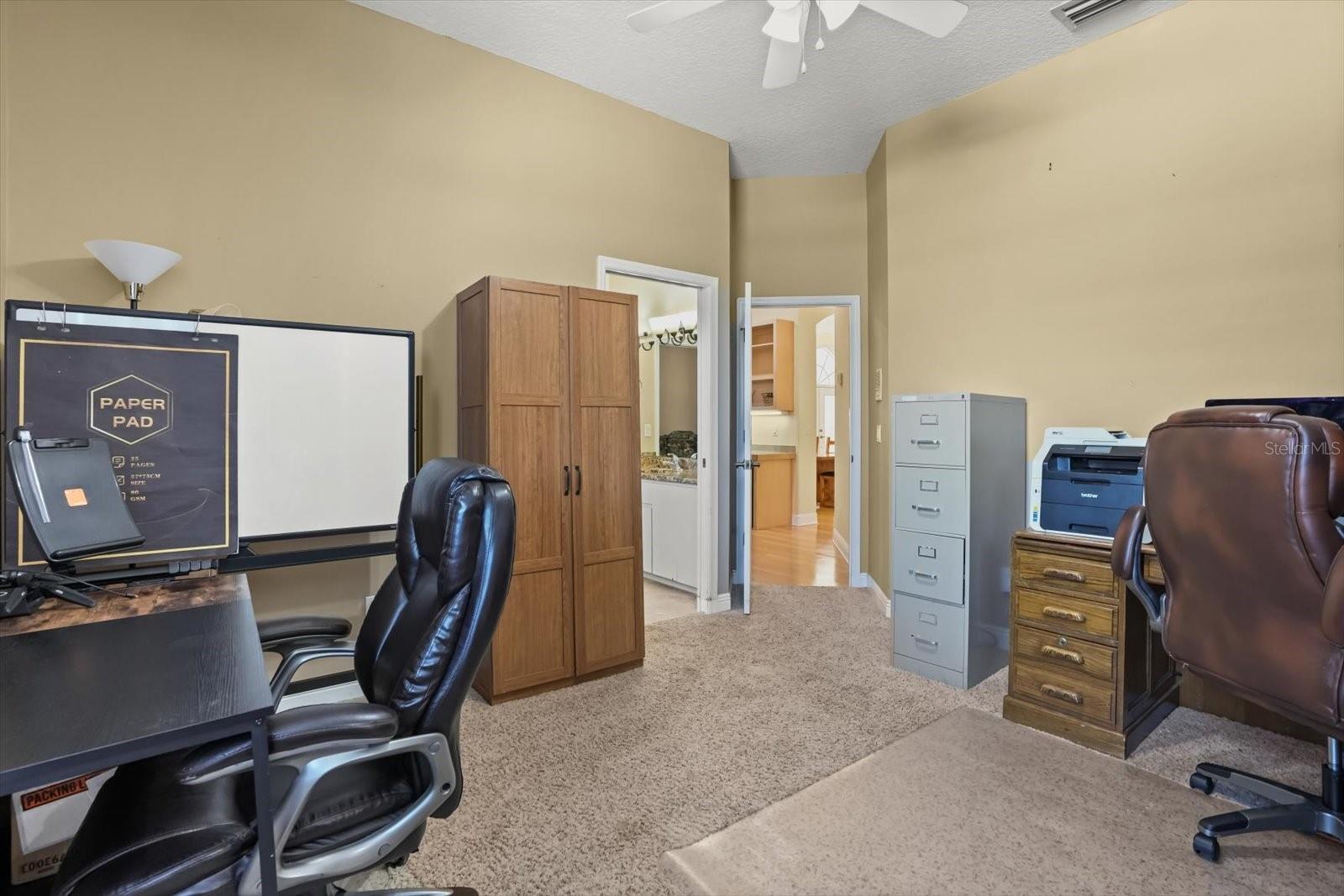 Image 16 of 40 For 424 Caddie Drive