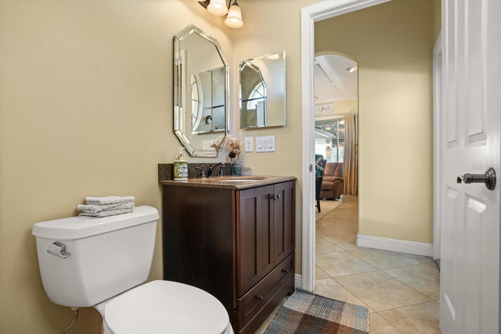 Image 27 of 40 For 424 Caddie Drive