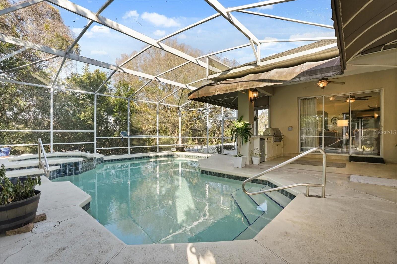 Image 33 of 40 For 424 Caddie Drive