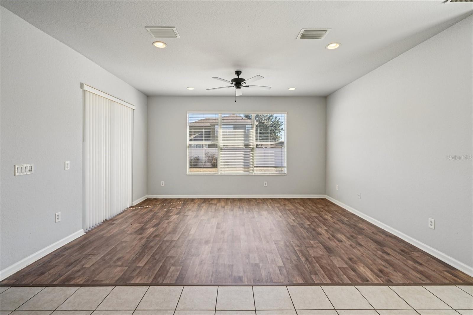 Image 11 of 32 For 4127 51st Court