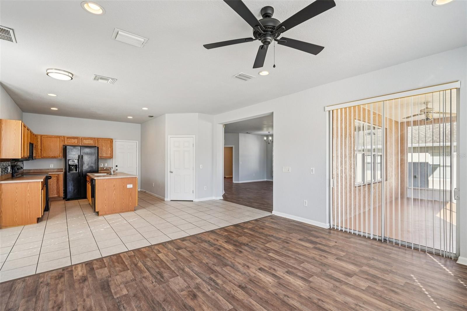 Image 13 of 32 For 4127 51st Court