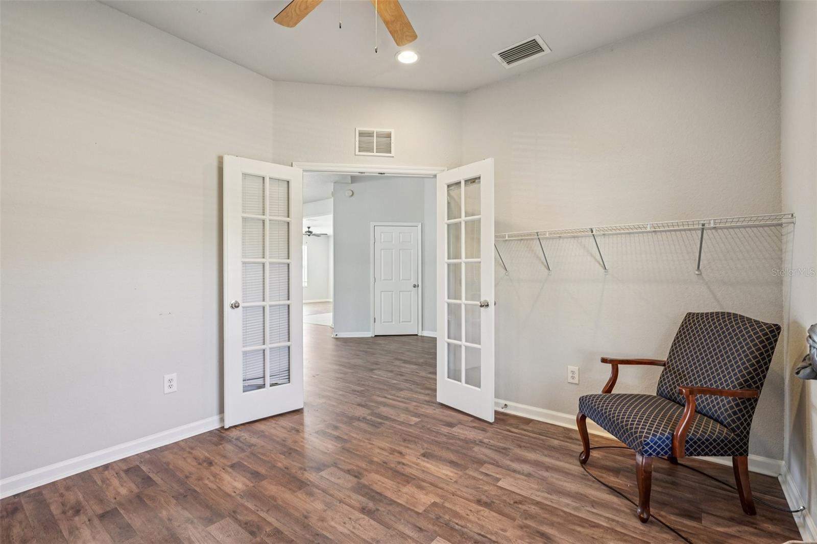 Image 15 of 32 For 4127 51st Court