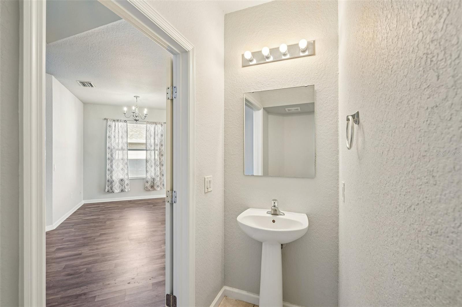 Image 16 of 32 For 4127 51st Court