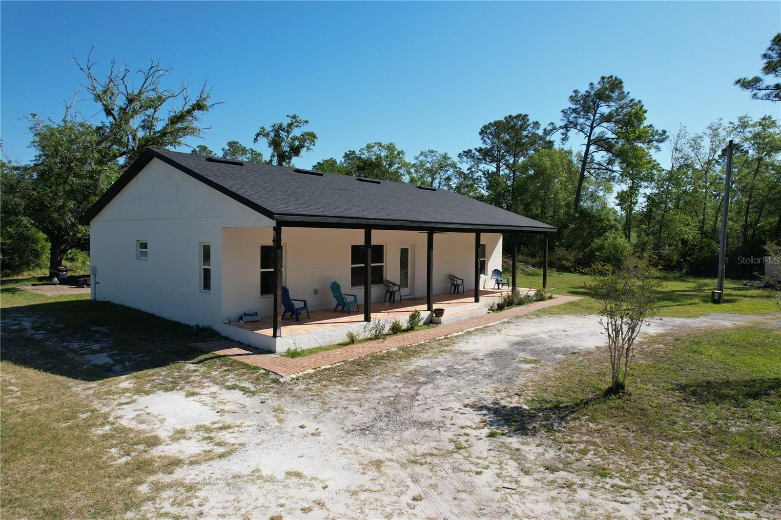 Image 2 of 29 For 456 Baron Road